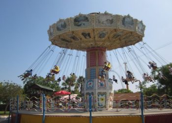 פארקים